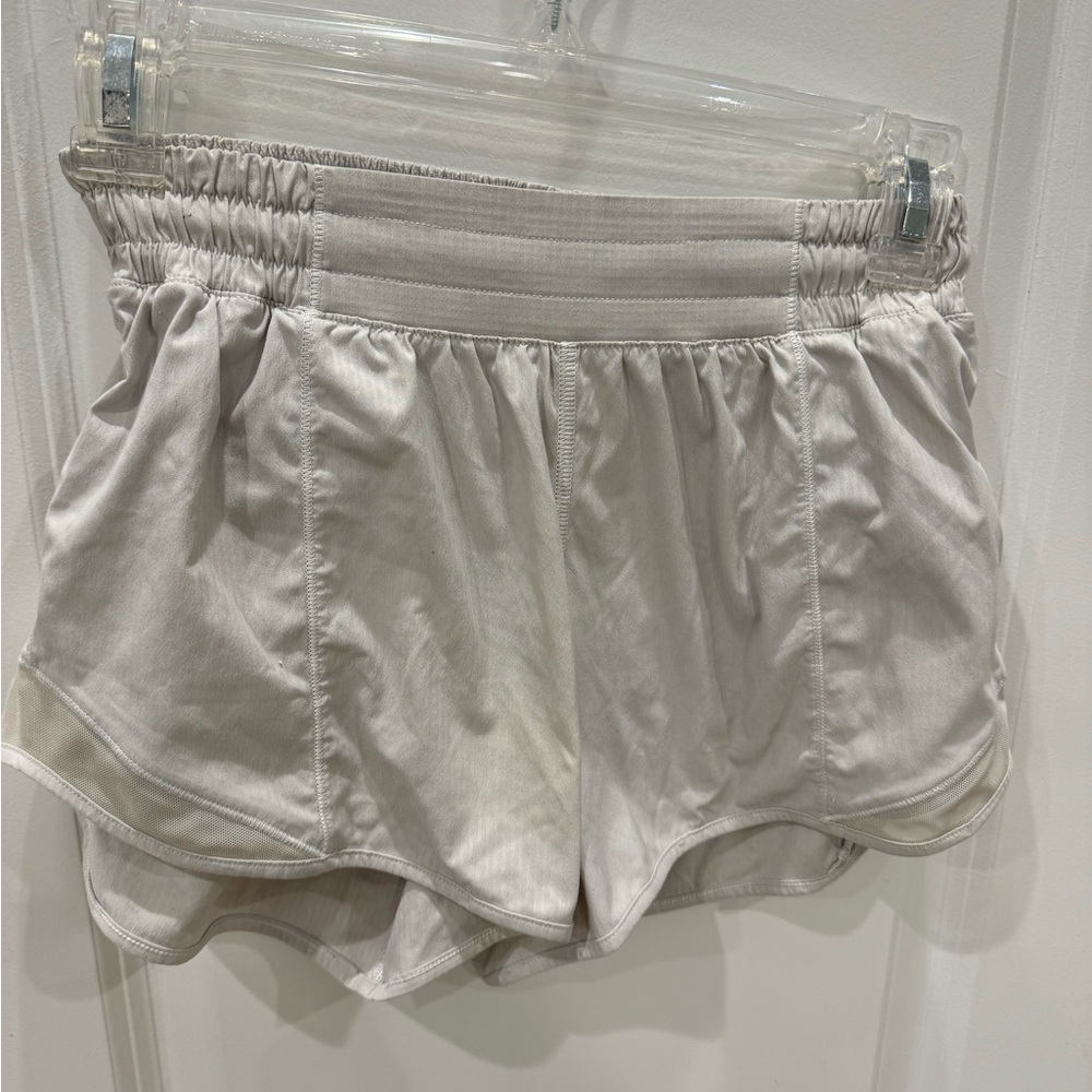 Lululemon hottie hot shorts size 4 tall